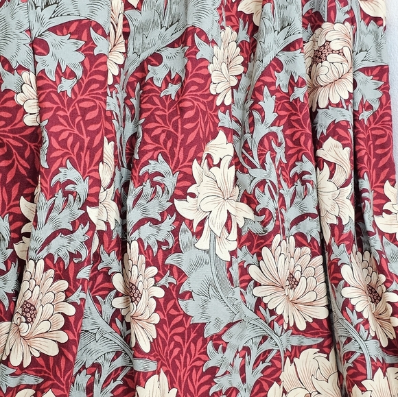 🇨🇦 Honeybea Studio Floral Maxi Dress - Picture 4 of 13